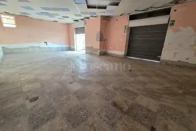 Negozio in vendita, Via Ugo Rellini, Roma