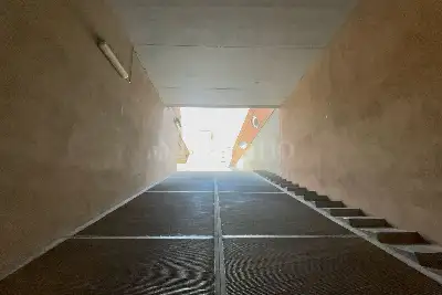 Box in vendita, Via Giambellino, Milano