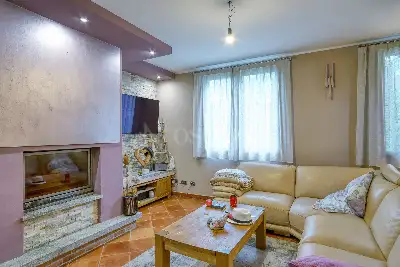 Villa in vendita, Via Vecchia Tramvia, Cunardo