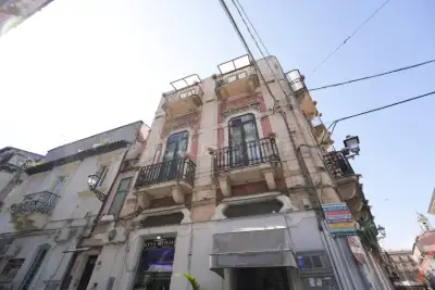 Palazzo in vendita, Via Transito, Catania