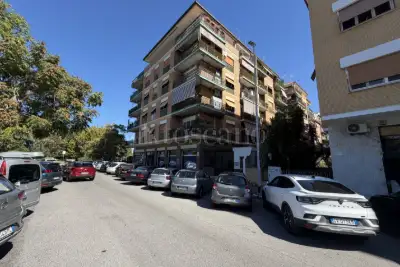 Casa in vendita, Via Jacopo Sannazzaro, Roma