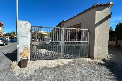 Laboratorio in vendita, Via Dei Mitili, Fiumicino