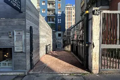 Laboratorio in vendita, Viale Cirene, Milano