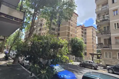 Casa in vendita, Via Costantino, Roma