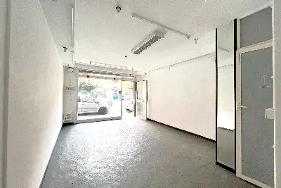 Negozio in vendita, via giuseppe troiani , Roma