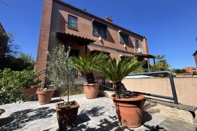Villa Bifamiliare in vendita, Via Mario Lanza, Roma