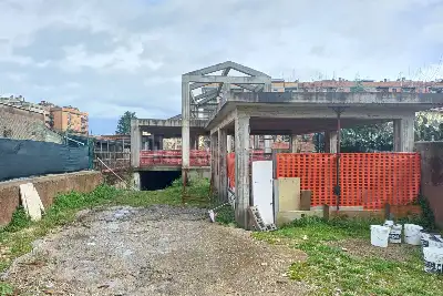 Villa in vendita, Via dei Savorgnan, Roma