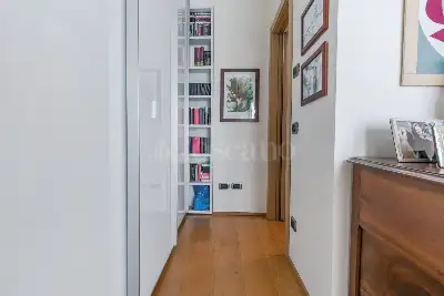 Villa Bifamiliare in vendita, Via Dei Sagredo, Milano