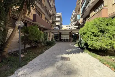 Casa in vendita, Corso Duca di Genova, Roma