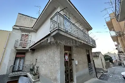Casa in vendita, Via Regina Margherita, Melilli