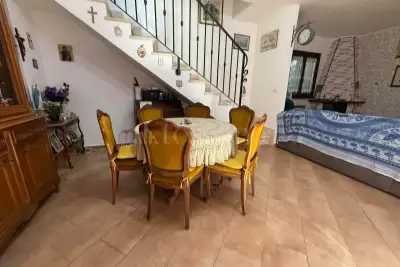 Villa Bifamiliare in vendita, Via Montaldeo, Roma
