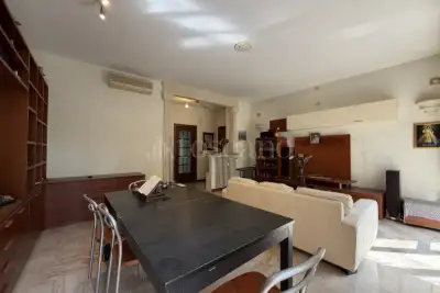 Casa in affitto, Via Giambellino, Milano