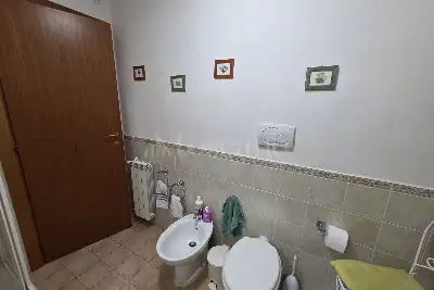 Villino a Schiera in vendita, Via Sesto San Giovanni, Roma