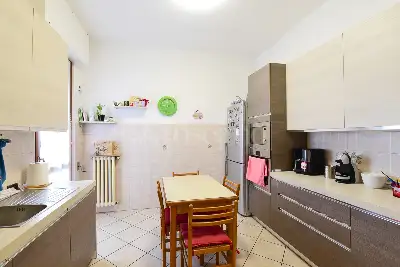 Casa in vendita, Via Milano, Cantù