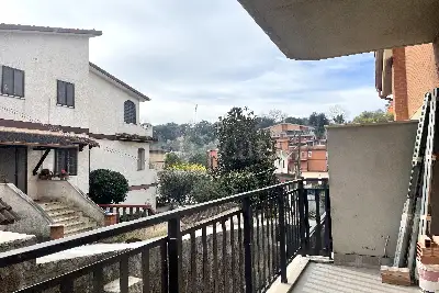 Casa in vendita, Via Pavullo Nel Frignano, Roma