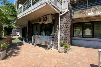 Negozio in vendita, Via Vulcano, Giardini-Naxos