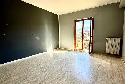 Casa in vendita, Via Francesco Tedesco, Avellino