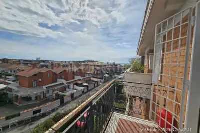 Attico in vendita, Via Dublino, Pomezia