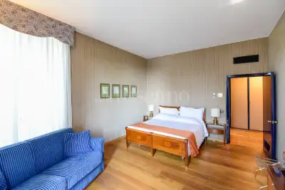 Albergo in vendita, Via XXV Aprile, Figino Serenza