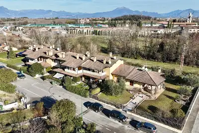 Casa in vendita, Via San Chiara, Peschiera del Garda
