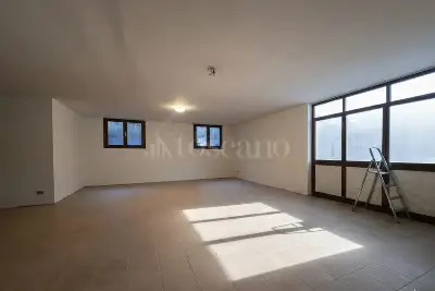 Villa in vendita, Via F. Petrarca, Sarezzo