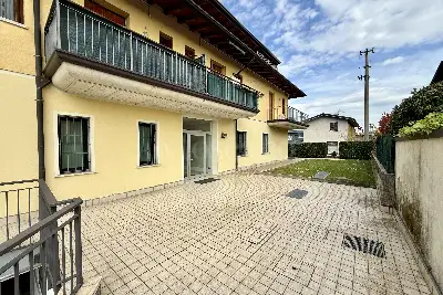 Casa in vendita, Via V. Busi, Rezzato
