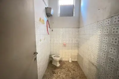 Negozio in affitto, Viale Giulio Agricola, Roma