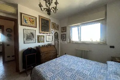 Casa in vendita, Piazza Tirana , Milano