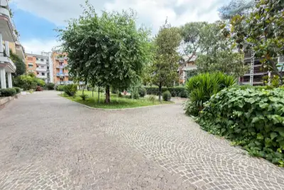 Casa in vendita, Via Claudio Achillini, Roma