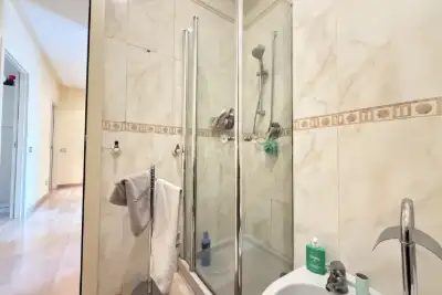 Casa in vendita, Via Santa Sofia, Milano