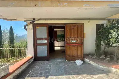 Negozio in vendita, Via Piante, Montefredane