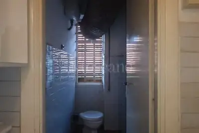 Negozio in vendita, Via Francesco Arese, Roma