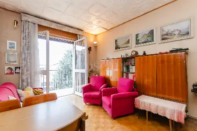 Casa in vendita, Via Lario, Milano