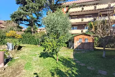 Villa Bifamiliare in vendita, Via delle Vigne di Morena, Roma, Roma