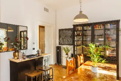 Casa in vendita, Via Irnerio, Bologna