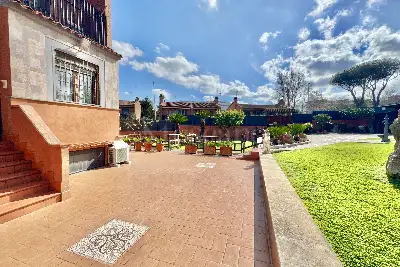 Villa Bifamiliare in vendita, Via Camillo Mastrocinque, Roma