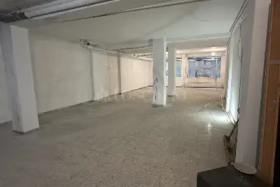 Negozio in vendita, Via Scipione Crisanzio, Bari