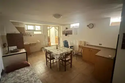 Casa in vendita, Via Regina Elena, Bari
