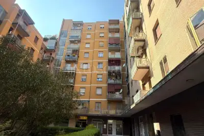 Casa in vendita, Via Emilia Ponente, Bologna