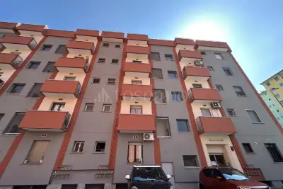 Casa in vendita, Via Mar Nero, Milano