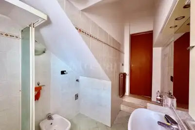 Villa Bifamiliare in vendita, Via Tredicesima Villaggio Sereno, Brescia