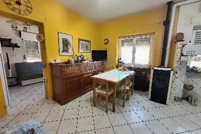 Casa in vendita, Piazza Villacidro, Fiumicino