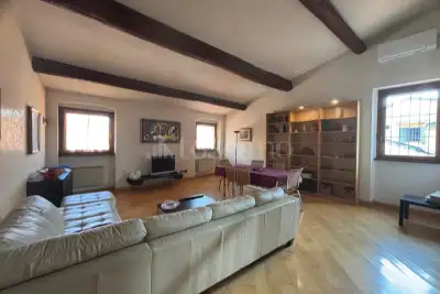 Casa in affitto, Via Antonio Cantore, Verona