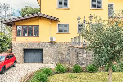 Villa in vendita, Via San Tommaso D'Aquino, Trecastagni