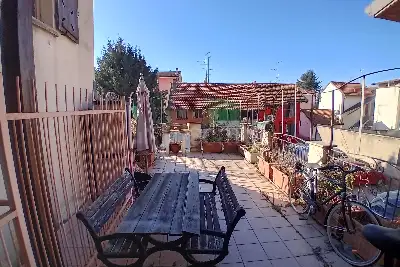 Casa in vendita, Via Montello, Pregnana Milanese