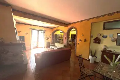 Villa in vendita, Via Indipendenza, Mascalucia