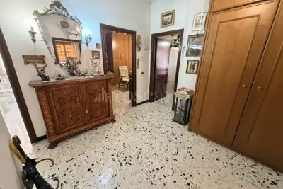 Casa in vendita, Via Virgilio, Pomezia