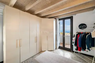 Villa in vendita, Via Barcuzzi , Lonato del Garda