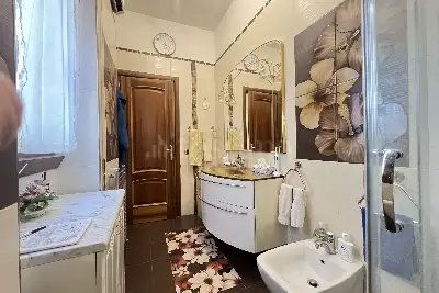 Casa in vendita, Via Ugo Falena, Roma