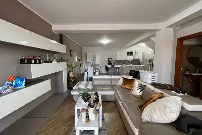 Villino a Schiera in vendita, Via Currolo, Catania